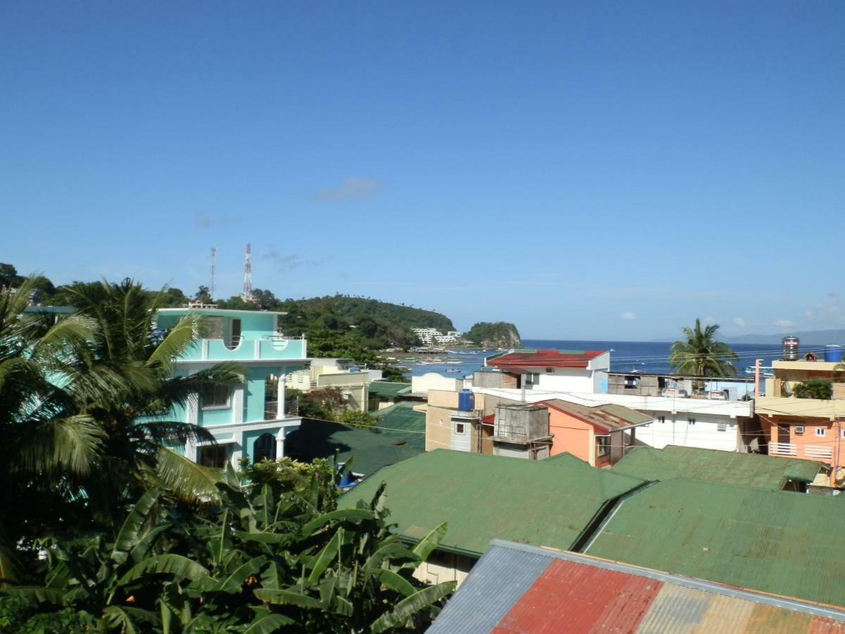The Blue Pagong Aparthotel Puerto Galera Buitenkant foto